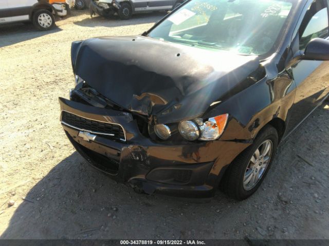 Photo 5 VIN: 1G1JC5SH3E4128236 - CHEVROLET SONIC 