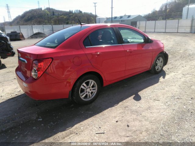 Photo 3 VIN: 1G1JC5SH3E4134652 - CHEVROLET SONIC 