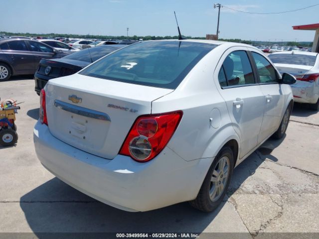 Photo 3 VIN: 1G1JC5SH3E4163133 - CHEVROLET SONIC 