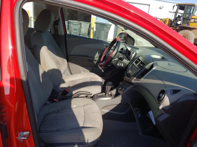 Photo 4 VIN: 1G1JC5SH3F4103368 - CHEVROLET SONIC LT 