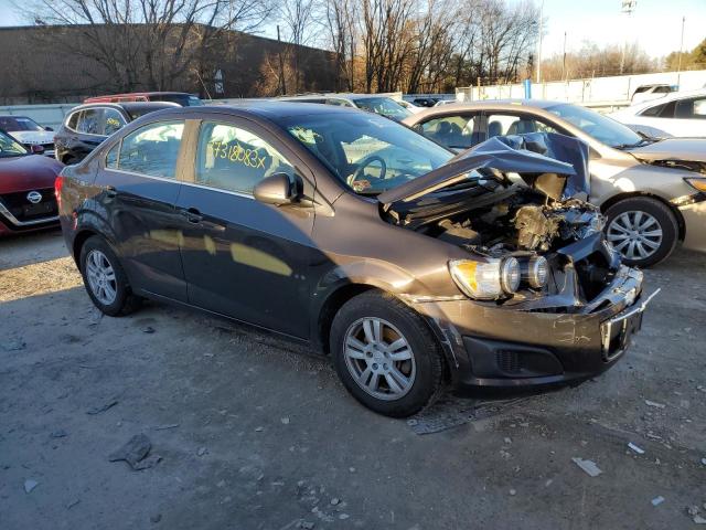 Photo 3 VIN: 1G1JC5SH3F4123930 - CHEVROLET SONIC LT 