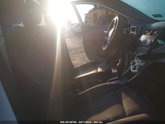 Photo 4 VIN: 1G1JC5SH3F4147676 - CHEVROLET SONIC 