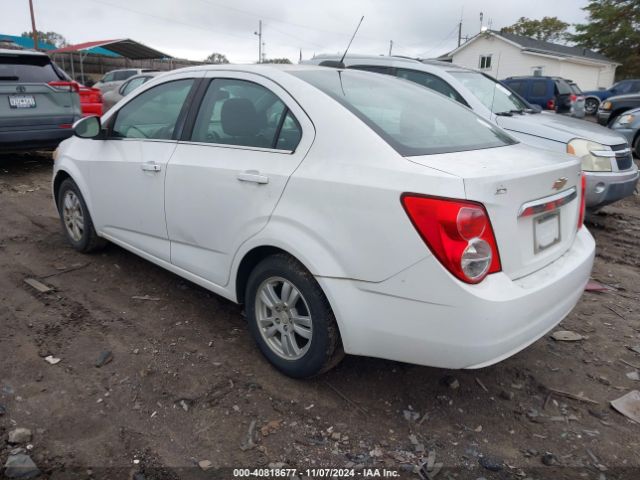 Photo 2 VIN: 1G1JC5SH3F4148536 - CHEVROLET SONIC 