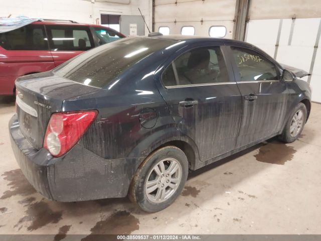 Photo 3 VIN: 1G1JC5SH3F4149329 - CHEVROLET SONIC 