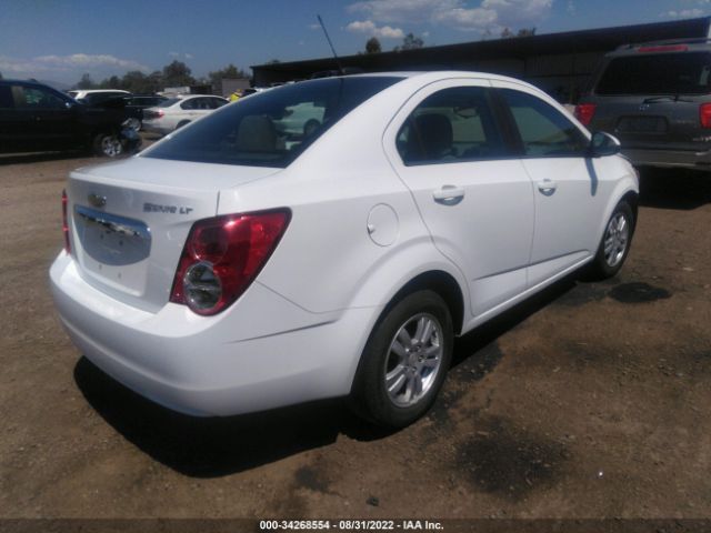 Photo 3 VIN: 1G1JC5SH3F4174344 - CHEVROLET SONIC 