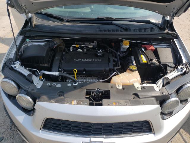 Photo 6 VIN: 1G1JC5SH3G4128918 - CHEVROLET SONIC LT 