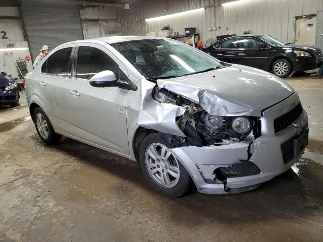 Photo 3 VIN: 1G1JC5SH4C4106677 - CHEVROLET SONIC LT 