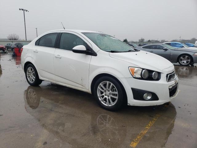 Photo 3 VIN: 1G1JC5SH4C4138612 - CHEVROLET SONIC 