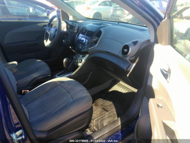 Photo 4 VIN: 1G1JC5SH4D4208739 - CHEVROLET SONIC 