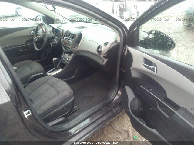 Photo 4 VIN: 1G1JC5SH4D4220678 - CHEVROLET SONIC 