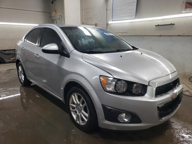 Photo 3 VIN: 1G1JC5SH4E4168440 - CHEVROLET SONIC 