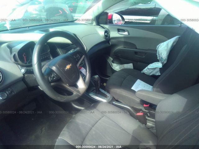 Photo 4 VIN: 1G1JC5SH4E4225610 - CHEVROLET SONIC 