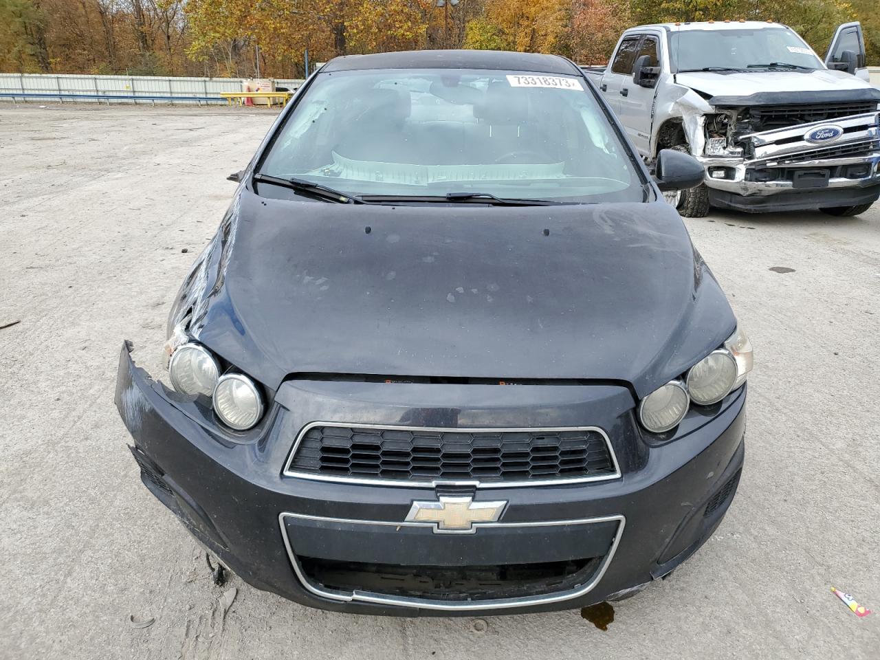 Photo 4 VIN: 1G1JC5SH4F4130658 - CHEVROLET SONIC 