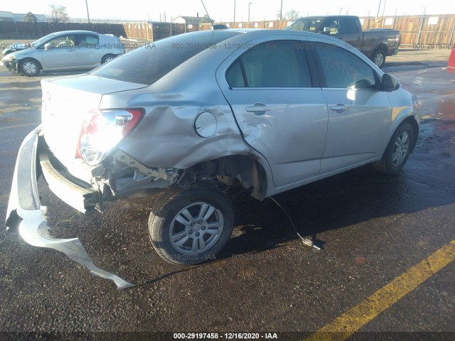 Photo 3 VIN: 1G1JC5SH4F4149405 - CHEVROLET SONIC 