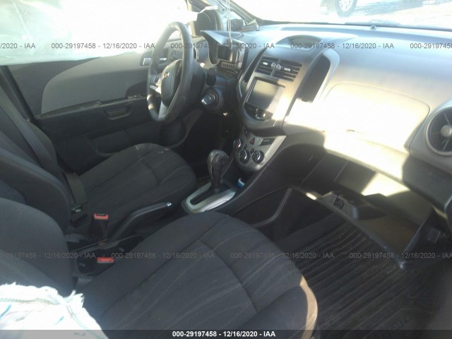 Photo 4 VIN: 1G1JC5SH4F4149405 - CHEVROLET SONIC 