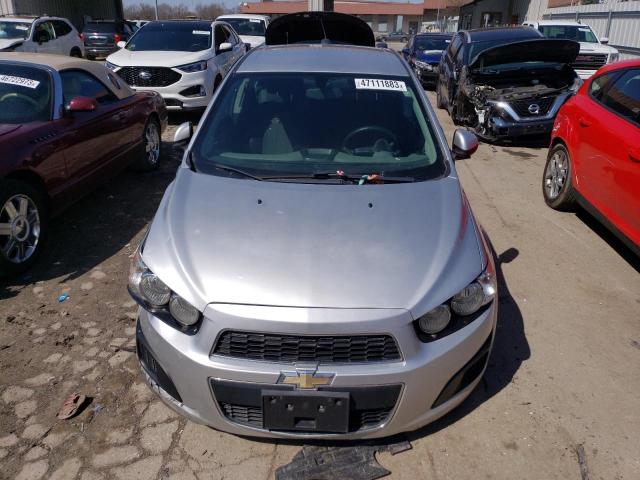 Photo 4 VIN: 1G1JC5SH4F4159884 - CHEVROLET SONIC 