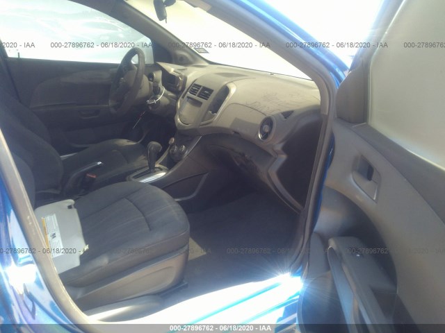 Photo 4 VIN: 1G1JC5SH4G4122464 - CHEVROLET SONIC 