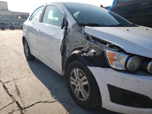 Photo 8 VIN: 1G1JC5SH4G4140494 - CHEVROLET SONIC LT 