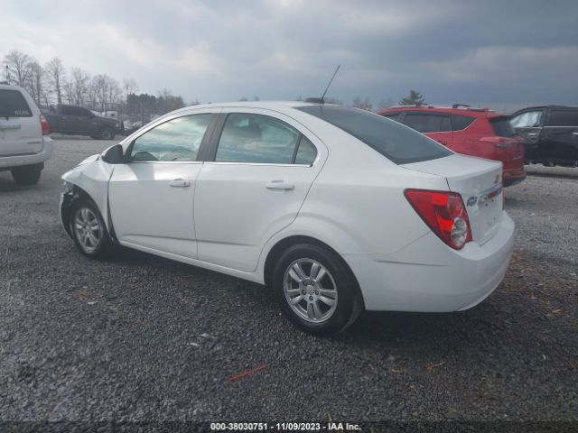 Photo 2 VIN: 1G1JC5SH4G4185919 - CHEVROLET SONIC 