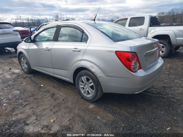 Photo 2 VIN: 1G1JC5SH5C4106641 - CHEVROLET SONIC 