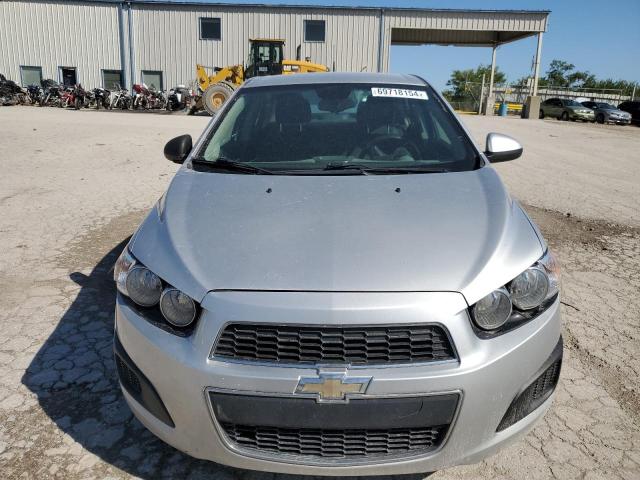 Photo 4 VIN: 1G1JC5SH5C4123052 - CHEVROLET SONIC LT 