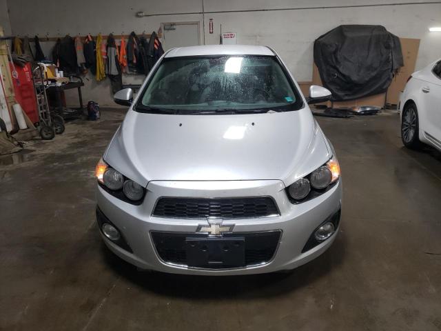 Photo 4 VIN: 1G1JC5SH5C4153653 - CHEVROLET SONIC LT 