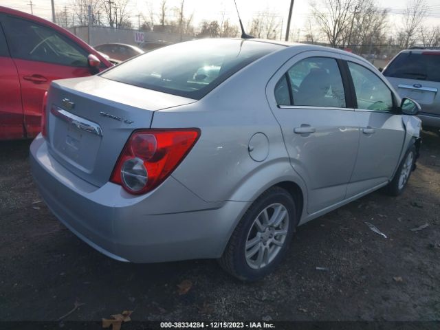 Photo 3 VIN: 1G1JC5SH5C4156309 - CHEVROLET SONIC 