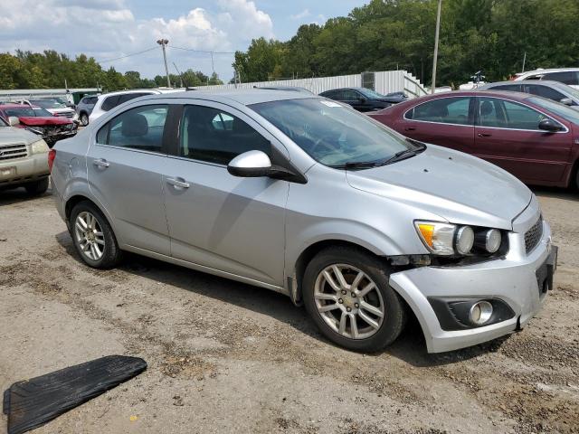 Photo 3 VIN: 1G1JC5SH5C4223426 - CHEVROLET SONIC LT 