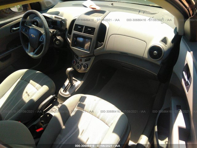 Photo 4 VIN: 1G1JC5SH5F4122486 - CHEVROLET SONIC 