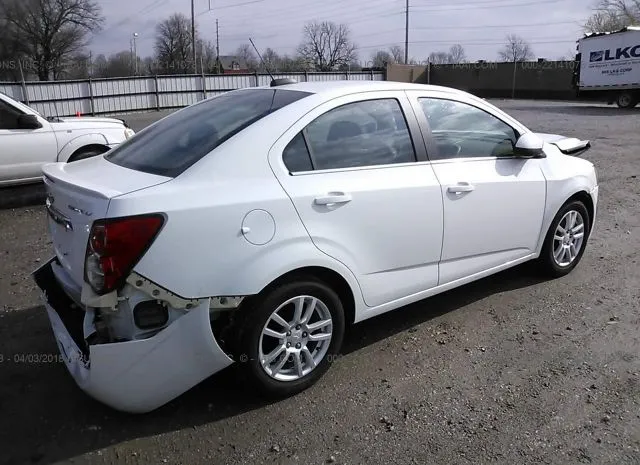 Photo 3 VIN: 1G1JC5SH5F4142270 - CHEVROLET SONIC 