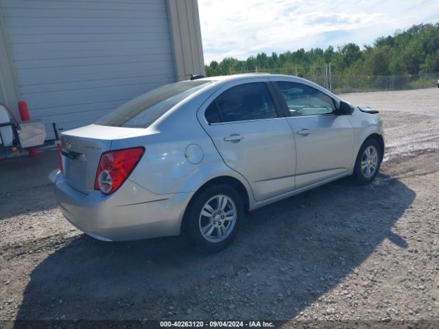 Photo 3 VIN: 1G1JC5SH5F4182512 - CHEVROLET SONIC 