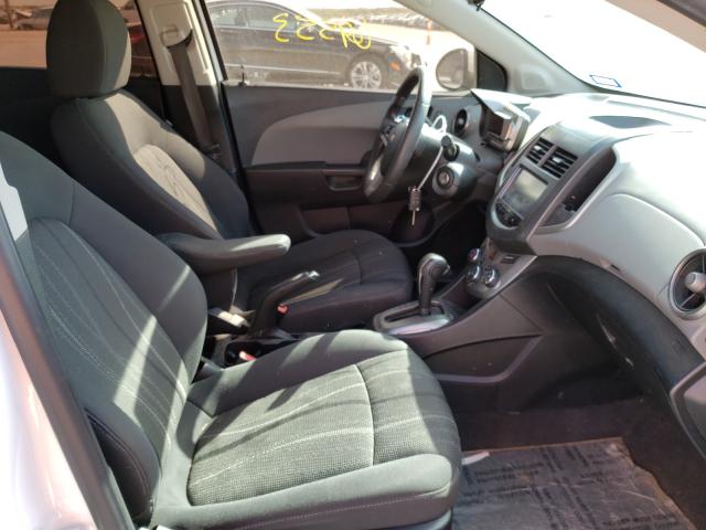 Photo 4 VIN: 1G1JC5SH5G4121209 - CHEVROLET SONIC LT 