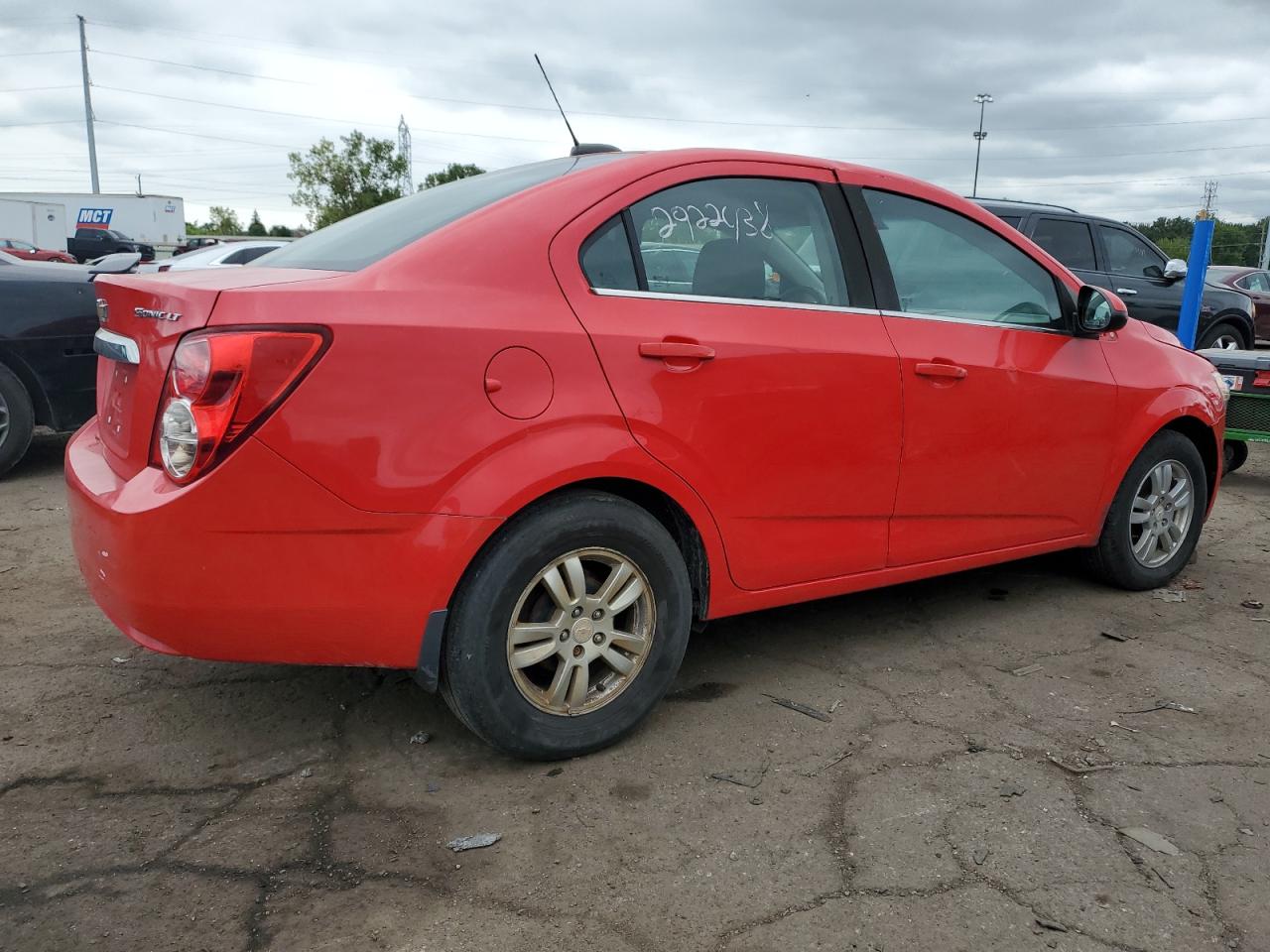 Photo 2 VIN: 1G1JC5SH5G4131674 - CHEVROLET SONIC 