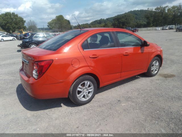 Photo 3 VIN: 1G1JC5SH6C4159610 - CHEVROLET SONIC 