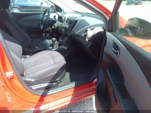 Photo 4 VIN: 1G1JC5SH6C4159610 - CHEVROLET SONIC 