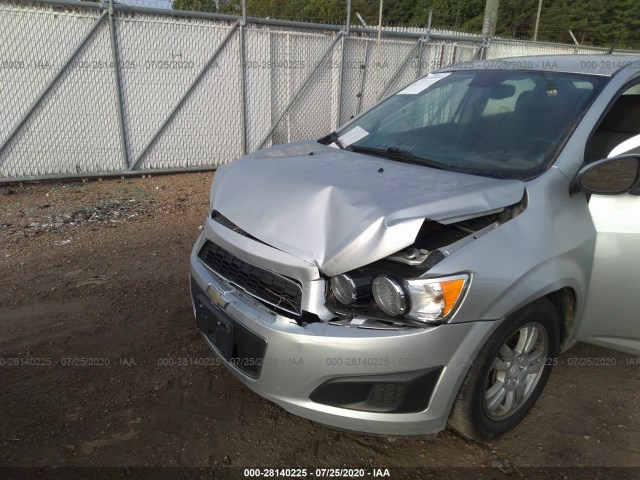 Photo 5 VIN: 1G1JC5SH6C4167321 - CHEVROLET SONIC 