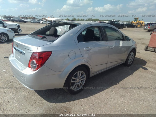 Photo 3 VIN: 1G1JC5SH6C4181591 - CHEVROLET SONIC 