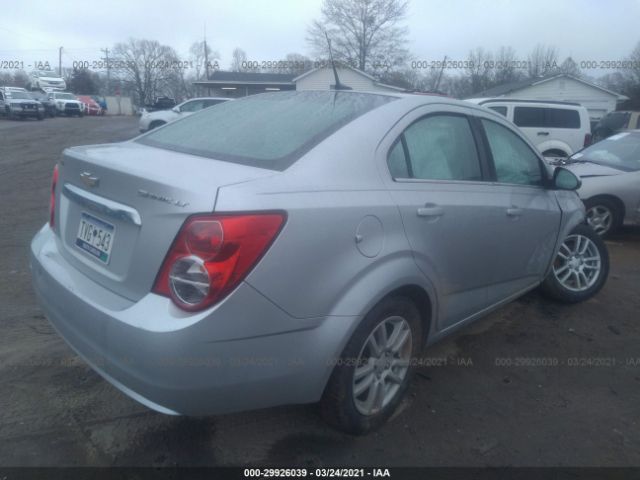 Photo 3 VIN: 1G1JC5SH6C4200950 - CHEVROLET SONIC 