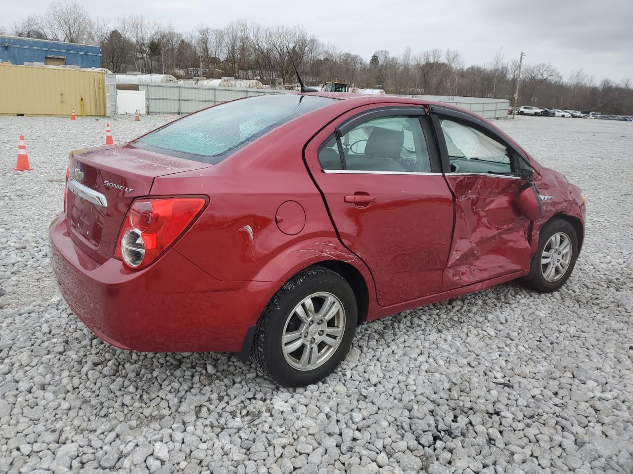 Photo 2 VIN: 1G1JC5SH6C4215349 - CHEVROLET SONIC 