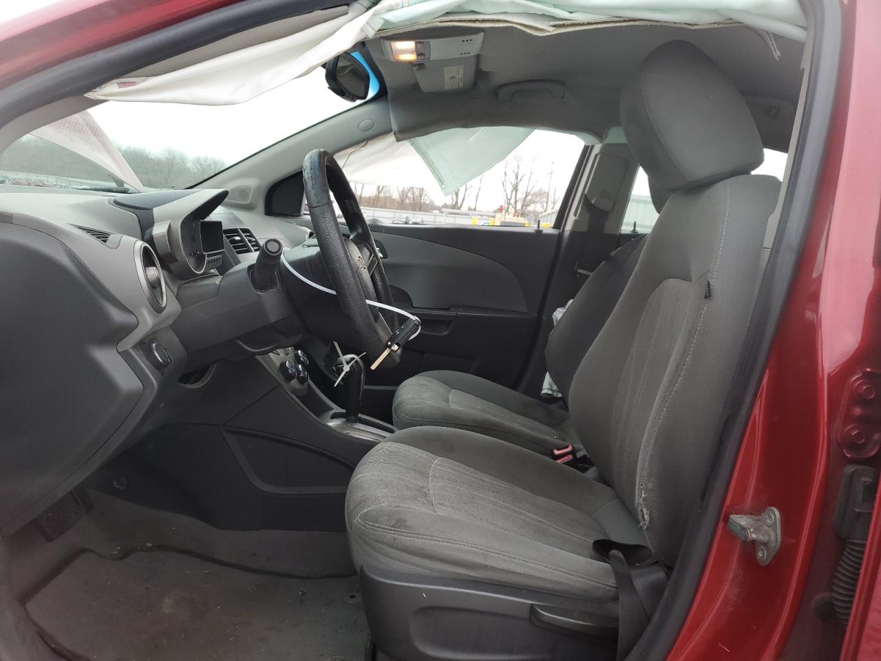 Photo 6 VIN: 1G1JC5SH6C4215349 - CHEVROLET SONIC 