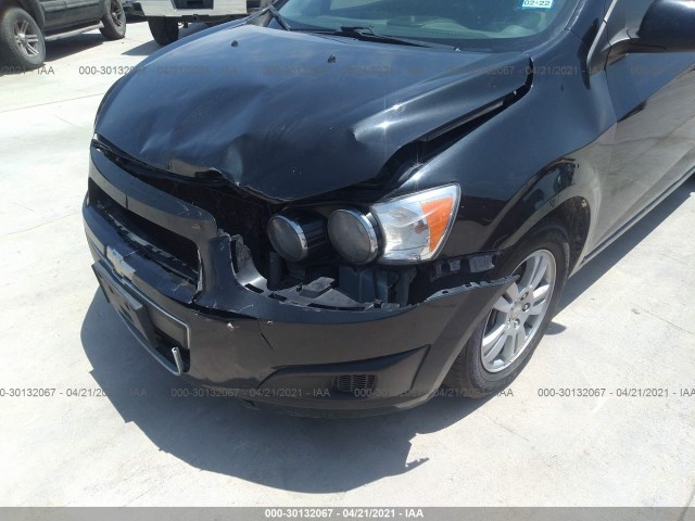 Photo 5 VIN: 1G1JC5SH6D4256260 - CHEVROLET SONIC 