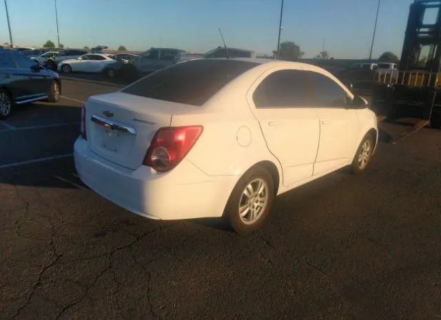 Photo 3 VIN: 1G1JC5SH6E4165622 - CHEVROLET SONIC 