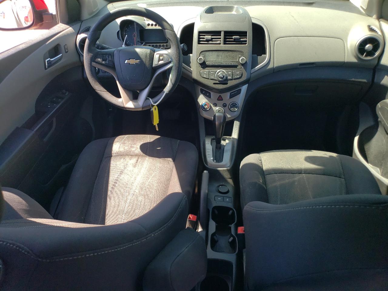 Photo 7 VIN: 1G1JC5SH6E4202247 - CHEVROLET SONIC 