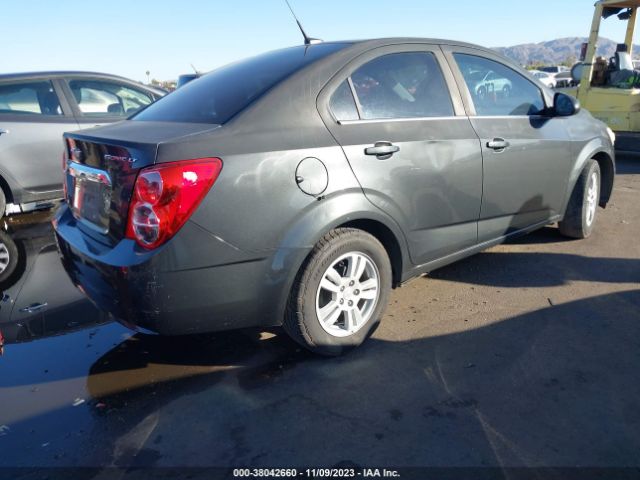 Photo 3 VIN: 1G1JC5SH6E4232963 - CHEVROLET SONIC 