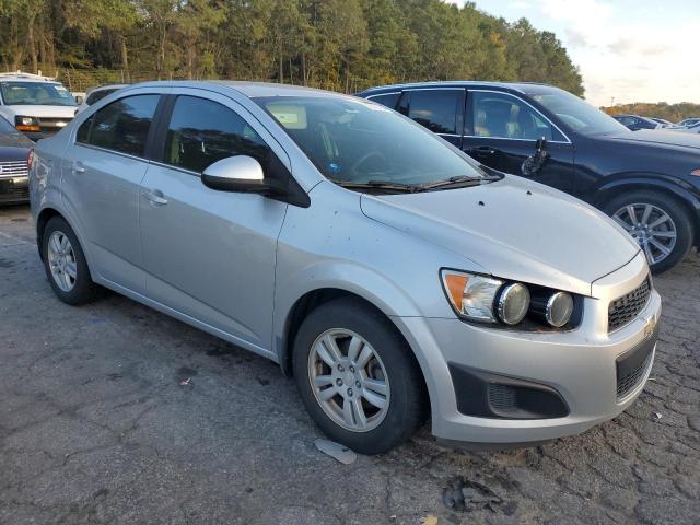 Photo 3 VIN: 1G1JC5SH6F4134243 - CHEVROLET SONIC LT 