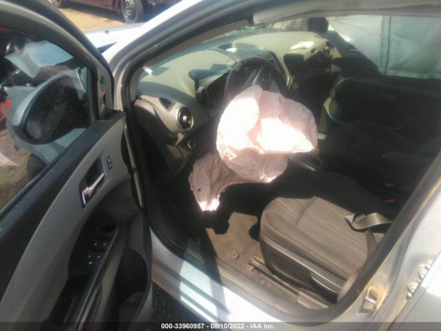 Photo 4 VIN: 1G1JC5SH6F4162396 - CHEVROLET SONIC 