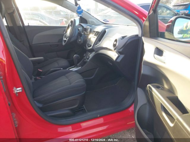 Photo 4 VIN: 1G1JC5SH6F4200807 - CHEVROLET SONIC 