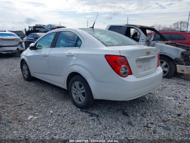 Photo 2 VIN: 1G1JC5SH7C4105877 - CHEVROLET SONIC LT 