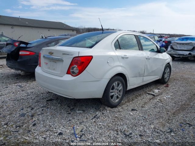 Photo 3 VIN: 1G1JC5SH7C4105877 - CHEVROLET SONIC LT 