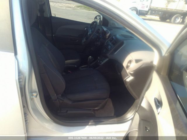 Photo 4 VIN: 1G1JC5SH7C4143335 - CHEVROLET SONIC 